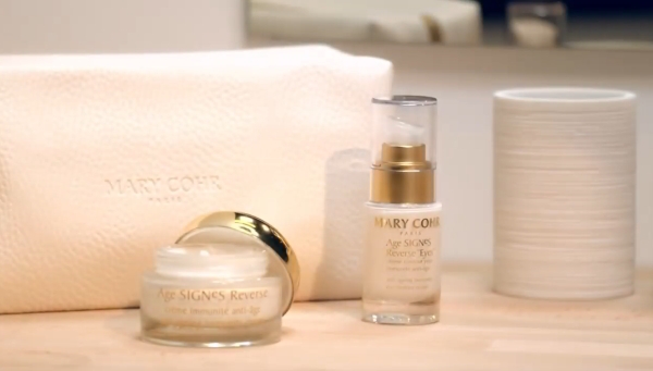 El contorno de los ojos es la zona del rostro más marcada por los signos de la edad y la fatiga.